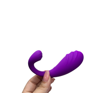 VIBRADOR CON ESTIMULADOR RECARGABLE CON APP LULU
